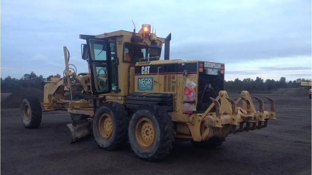 Caterpillar 120H Grader